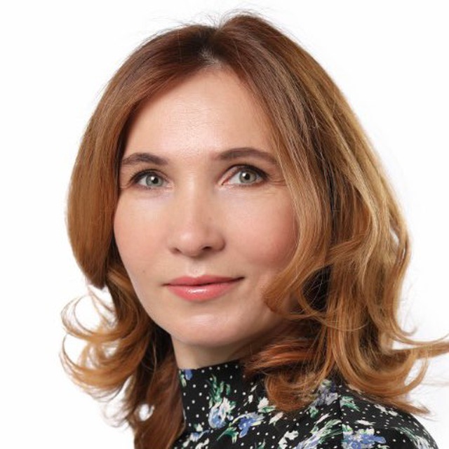 Елена Кувшинова